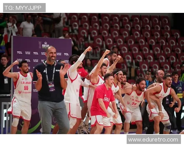 中国蓝队与伊朗篮球对决精彩回顾及赛后分析